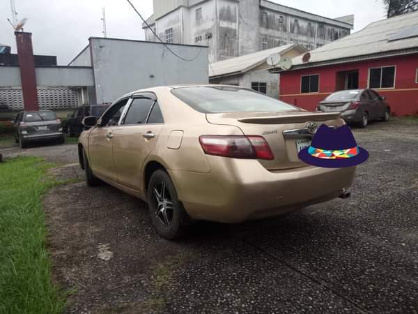 A picture of Clean Toyota Camry Spider Everything in excellent condition Chilling Ac
