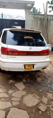 A picture of Toyota vista