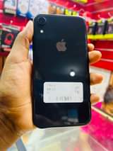 A picture of iPhone XR