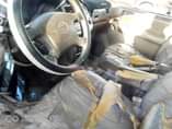 A picture of Nigeria used Toyota sienna 2002 First body Engine is tapping