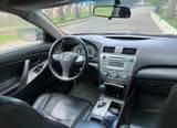 A picture of Toyota Camry 2009 se 2 7m