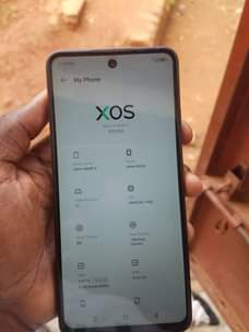 A picture of Am salling infinix smart 8