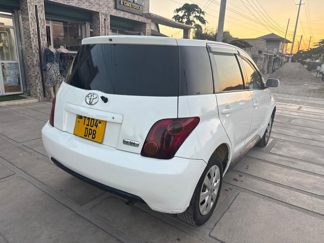 A picture of Toyota ist