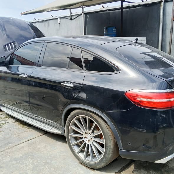 A picture of AWOOF BENZ GLE 350 2016 with bad Engine only 07088153375