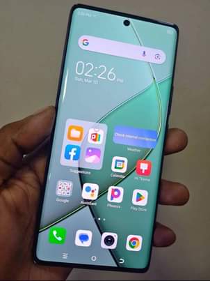 A picture of Techno Spark 20 pro plus