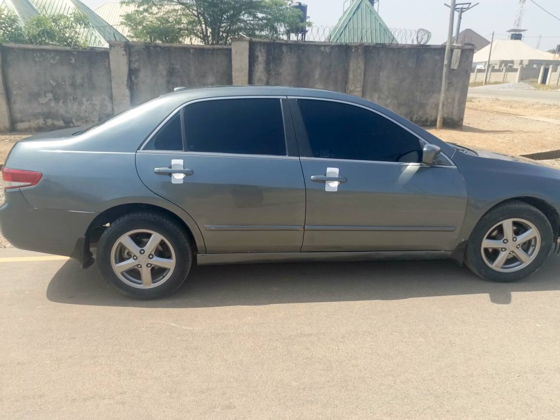 A picture of Mad distress Honda EOD