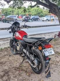 A picture of Boxer X 125