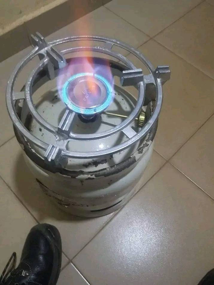A picture of Gas