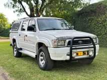 used toyota hilux