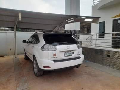 A picture of 2007 Lexus Rx350