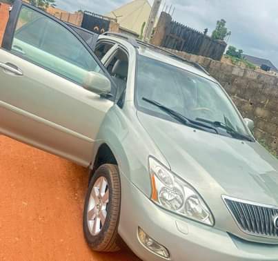 A picture of 2006 LEXUS RX330 CONDITION TOKUMBO STANDARD ABSOLUTELY BUY AND DRIVE