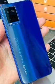 A picture of vivo Y21
