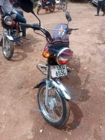 A picture of 2020 Bajaj boxer 100