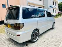 A picture of TOYOTA ALPHARD NAIUZA MIL 12 9 0743435416