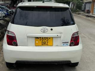 A picture of TOYOTA I s t