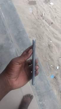 A picture of SAMSUNG S10 GB 128 RAM 12 GB