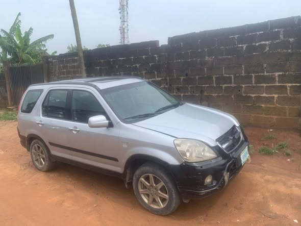 A picture of honda crv 05 08103497110