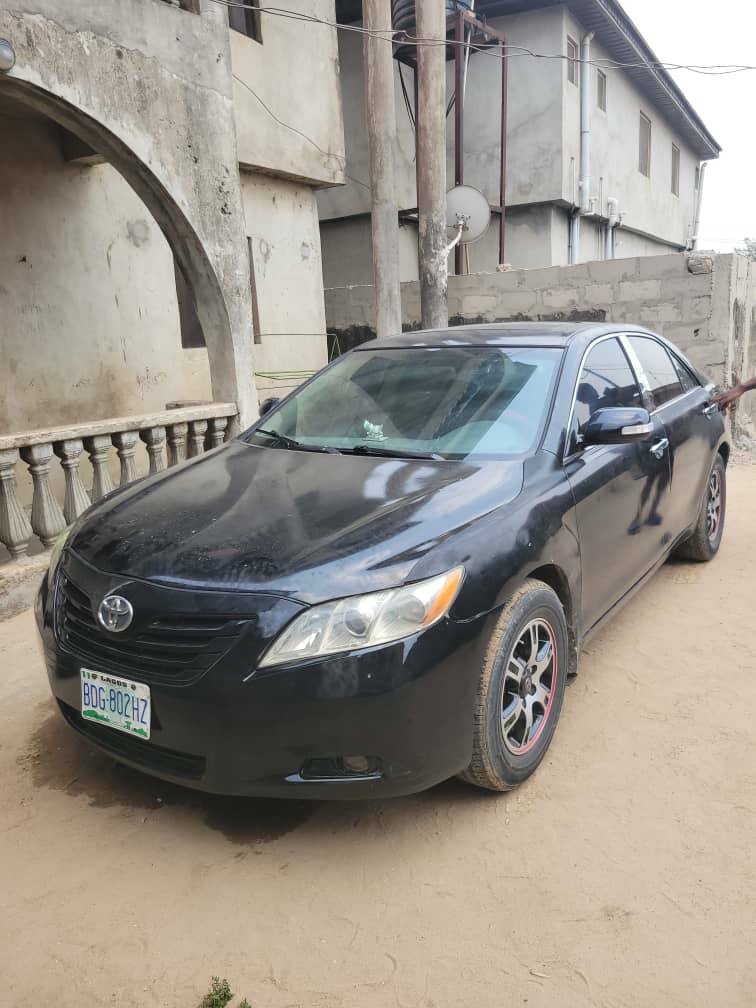 A picture of Awoof.Toyota camry 2008 Xle