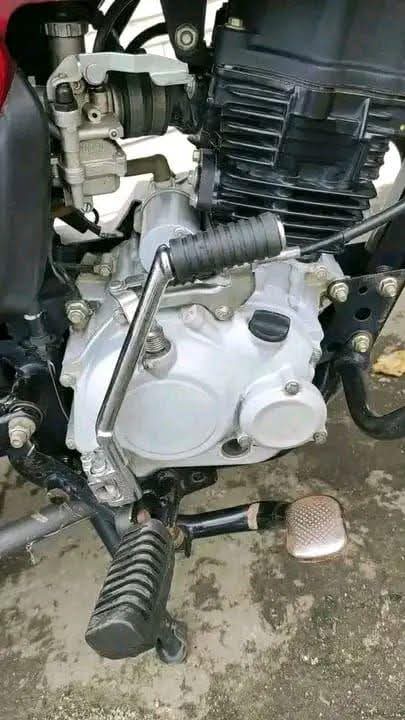 bajaj boxer