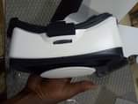 A picture of 3D Virtual Reality Helment 130000shs