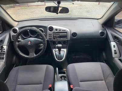 A picture of CLEAN PONTIAC VIBE 2007 GRAY