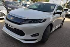 A picture of 2015 Toyota Harrier