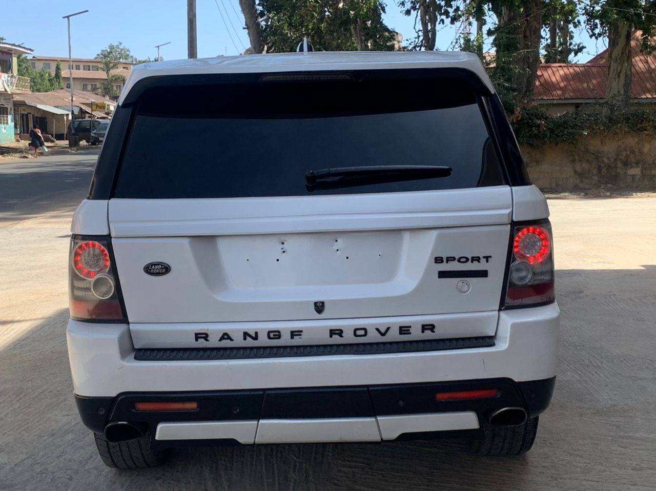 A picture of Range Rover