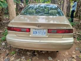 A picture of Toyota Camry pencil light