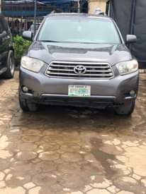 A picture of Toyota Highlander 2008 model