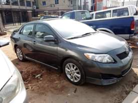 A picture of Toyota Corolla 09