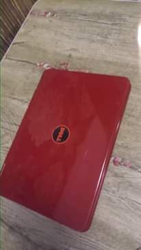 A picture of dell touch sreen