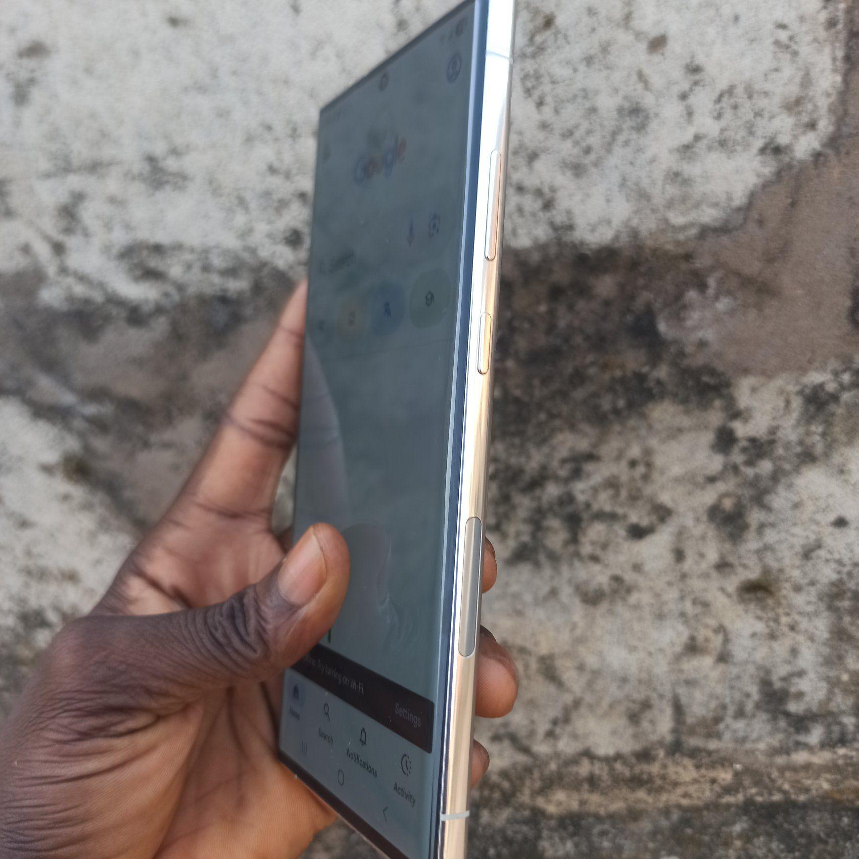 A picture of Samsung S23 ULTRA 5g 256gb
