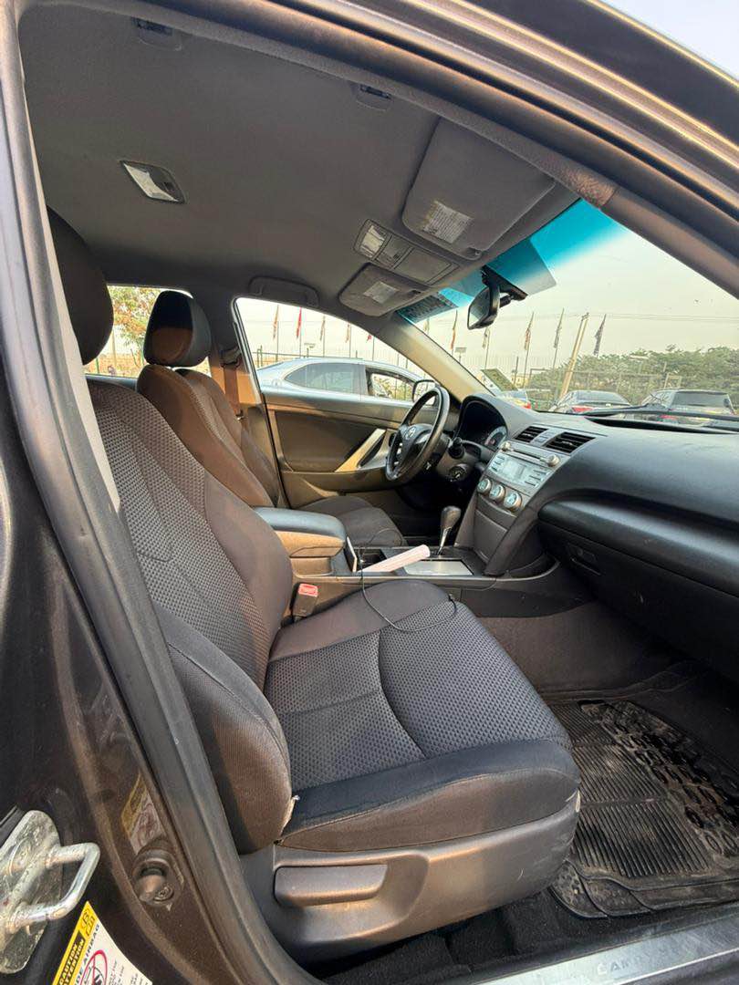 A picture of EXTREMELY CLEAN DIRECT BELGIUM 2009 TOYOTA CAMRY SE ACCIDENT FREE