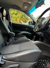 A picture of mistubishi outlander roadest