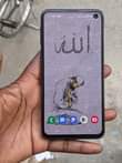 A picture of Samsung galaxy s10e