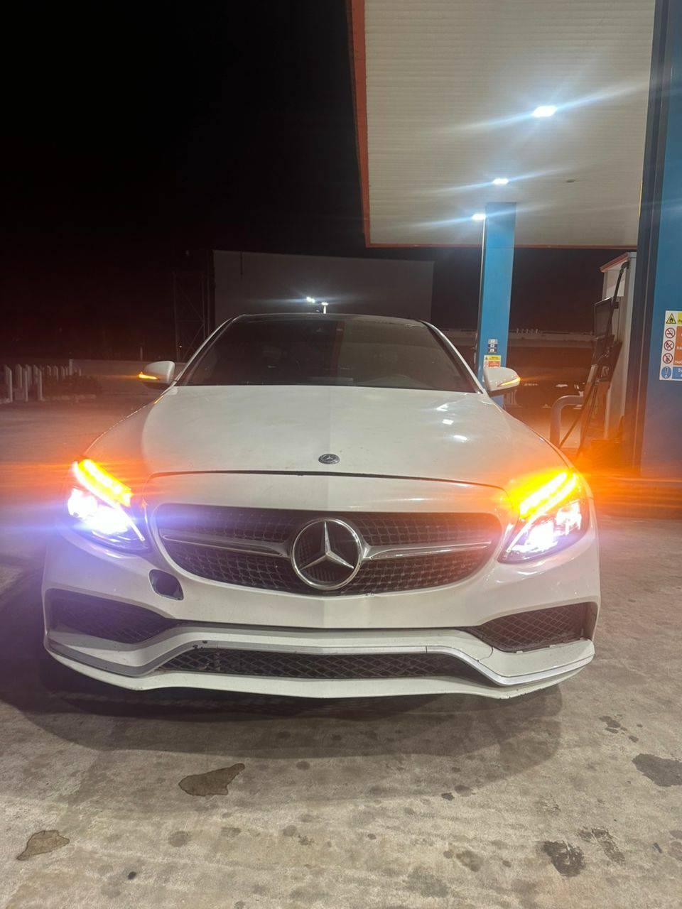 A picture of 2015 Mercedes Benz c class