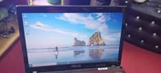 A picture of Azus laptop