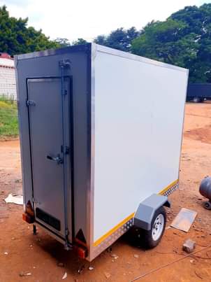 classifieds/fridges