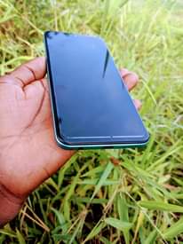 A picture of Infinix not11 gb128ram6 finger pemben