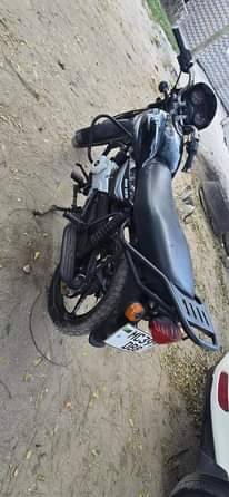 A picture of Chuma imenyooka sana piga 0716353726