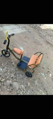 A picture of Kids tricycle