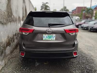 A picture of 2015 highlander