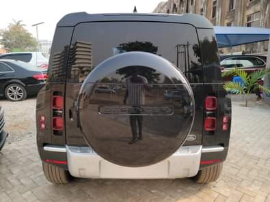 A picture of 2022 Land Rover Defender foreign 89M Abuja deal 08132662602