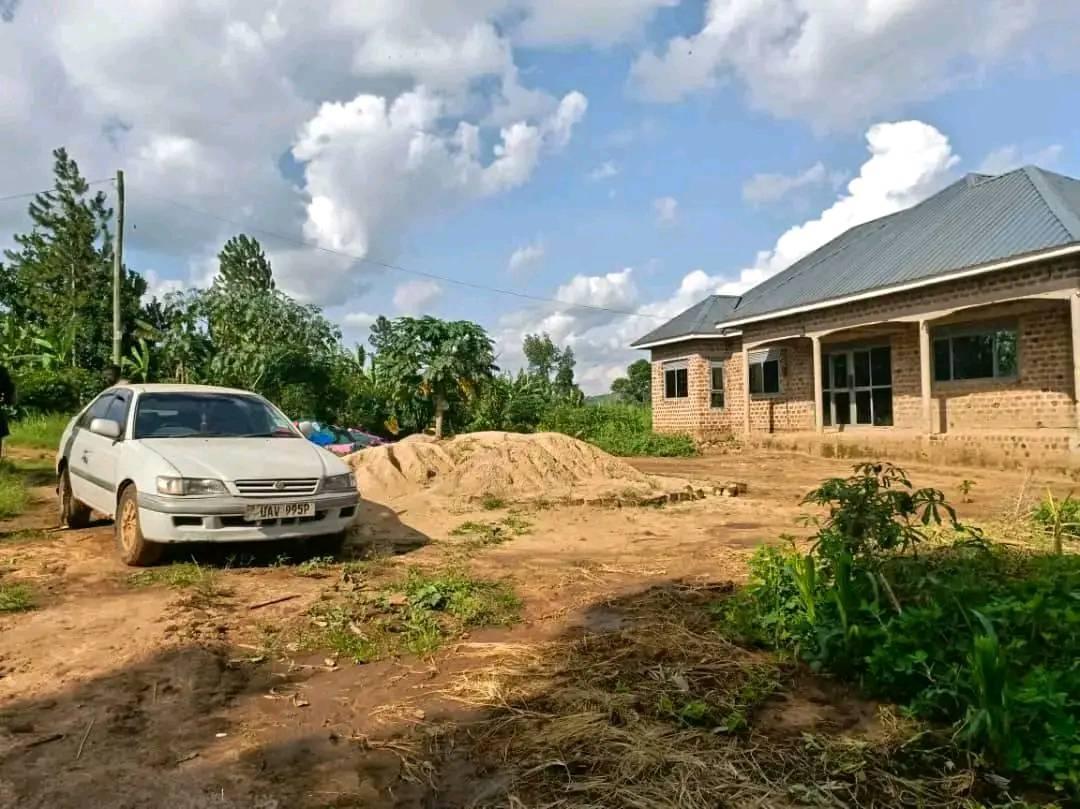 A picture of  CHEAP PLOTS All installments allowed PRICES 25x30ft........................... 1M 2550ft...