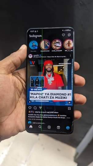 A picture of Samsung S20 5G 128GB Inamstari wa wino lakini kioo hakina