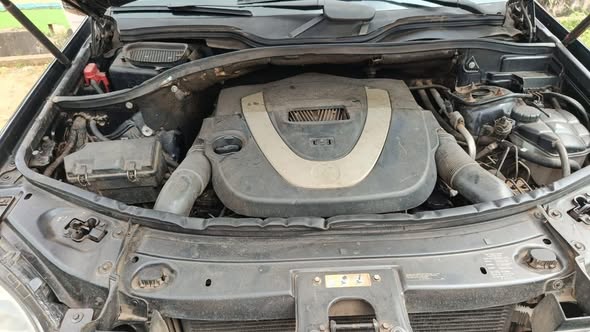 A picture of Mercedes Benz ml 350 2007 nothing to fix 09056218817