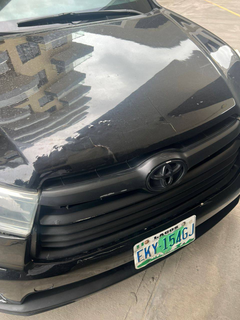A picture of REGISTER USED TOYOTA HIGHLANDER V6 2015 MODEL... BLACK COLOR 