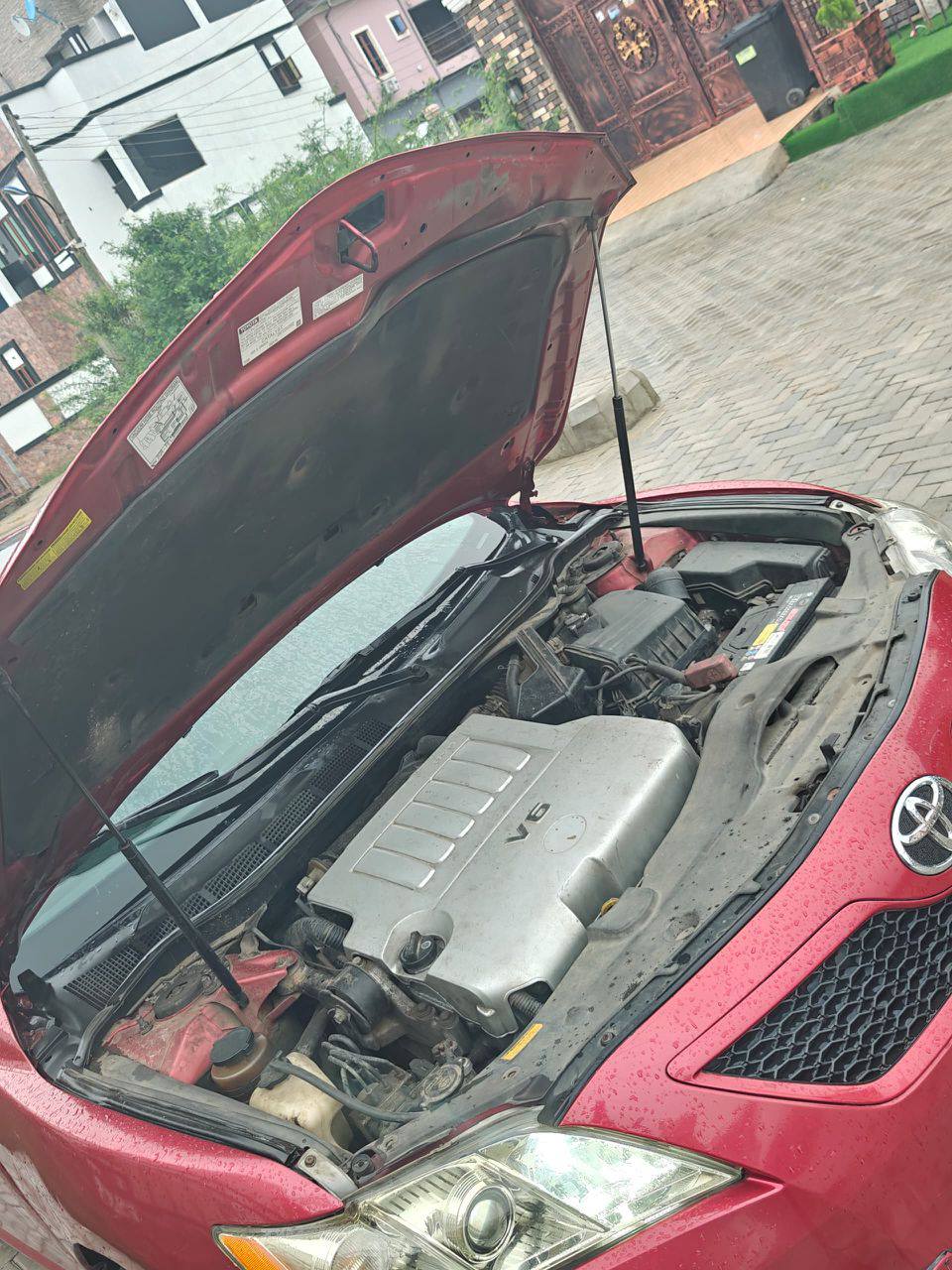 A picture of Camry SE 2008