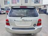 A picture of Toyota Highlander 2005 Good engine Good gear AC cooling Suspension