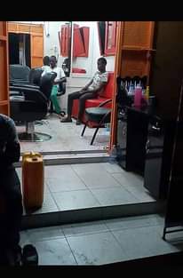 A picture of Salon
